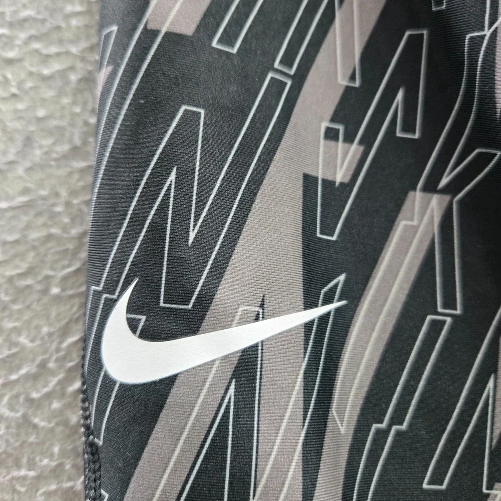 Nike Pro Women Activewear Pants Medium Hypercool Leggings Swoosh Logo 27